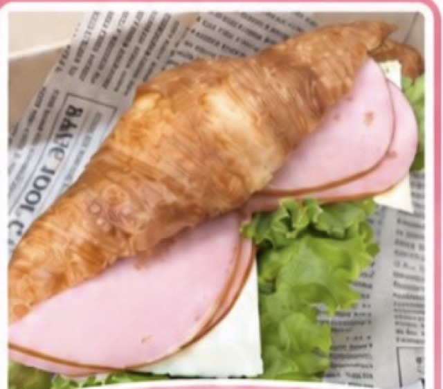 ハムチーズのクロワッサンサンド